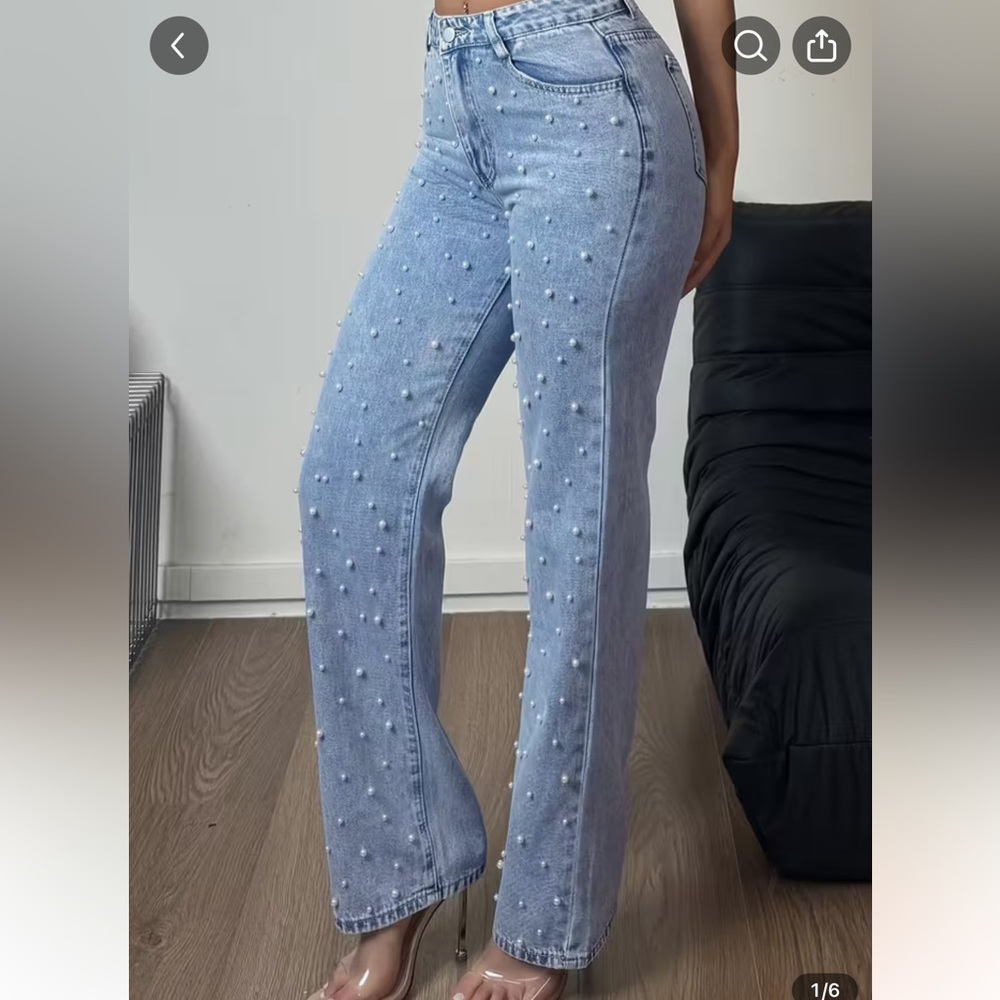 Women's Light Blue Pearl Embellished Jeans
